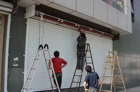 ob体育电动卷帘门安装步骤(图1)