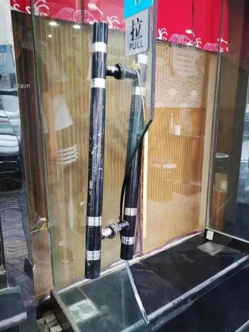 ob体育·(中国)官方网站年底了一夜5家商铺被盗他们都用了同一种锁！(图2)