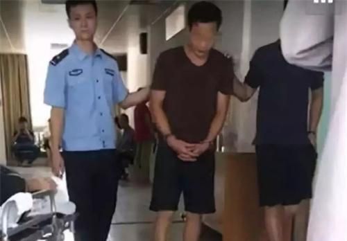 ob体育·(中国)官方网站四川男子强行与醉酒女发生关系女子浑然不知直到发现反穿(图5)