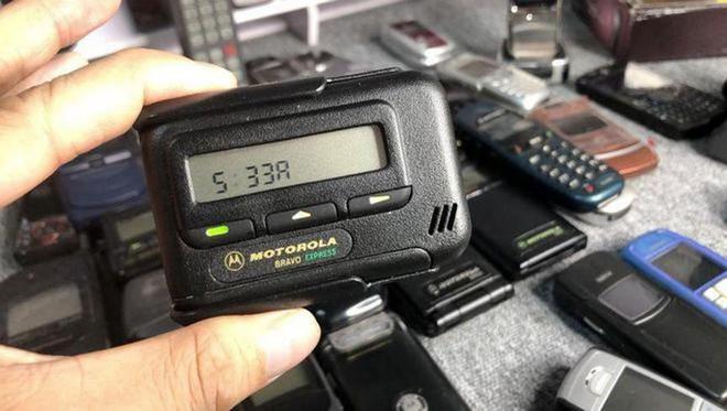 ob体育·(中国)官方网站90年代火爆的BP机现在拿出来还能用吗？它的兄弟就在我(图19)