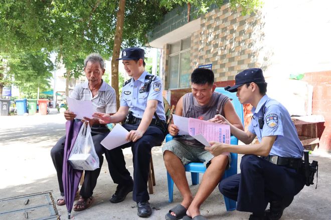 ob体育app下载人民公安从这里走来 赓续“打响第一枪”精神 汲取奋进新时代力量(图10)