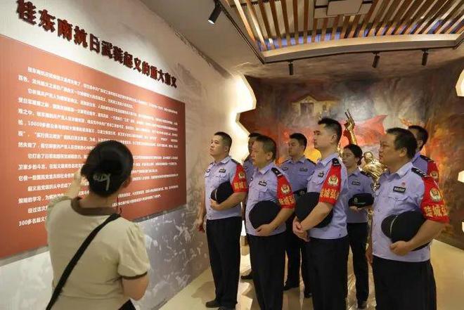 ob体育app下载人民公安从这里走来 赓续“打响第一枪”精神 汲取奋进新时代力量(图4)