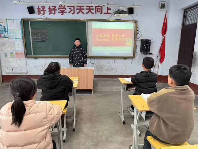 ob体育app下载临沭县店头镇开展“中国人民节”主题教育(图1)