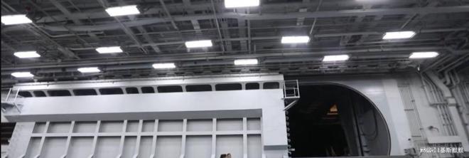 ob体育app下载福建舰内部细节！升级美式装甲机库淘汰俄式卷帘损管接近西方(图7)
