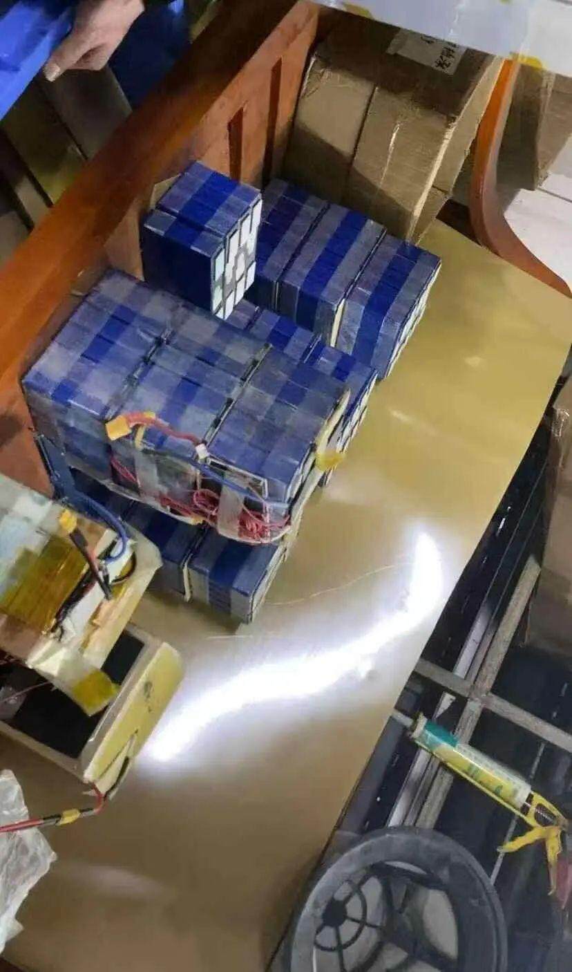 ob体育·(中国)官方网站“暴力拆解”“超标改装”“无证经营”……废旧动力电池流(图7)