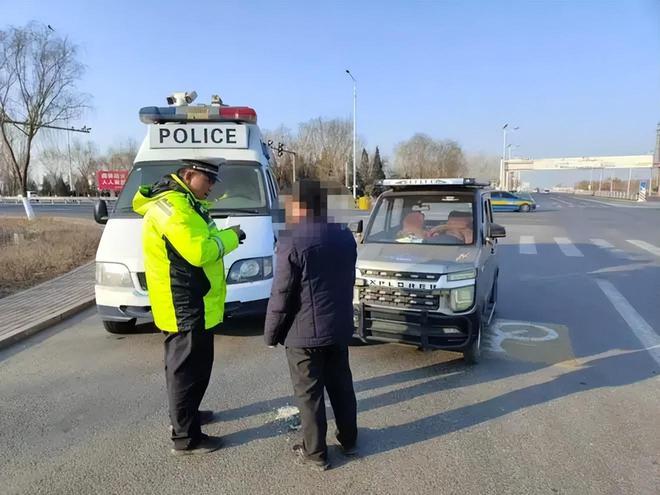 ob体育app下载电动车有新政策！两轮、三轮、四轮都在内上路“4大违法”严查(图3)